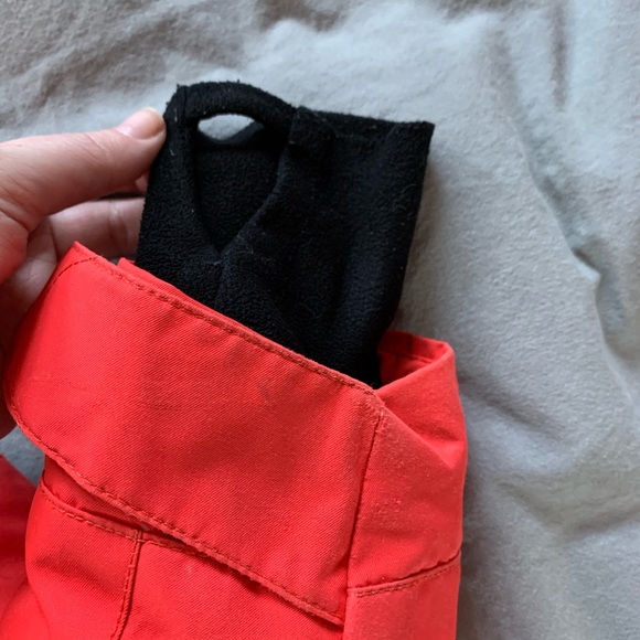 Obermeyer Ski/Snowboard Suit - Teen M (10-12) - Picture 5 of 16